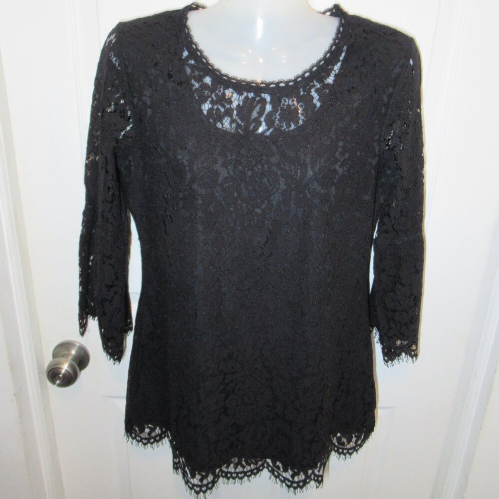 Black Floral Lace Top Tunic 3/4 Bell Sleeve Scalloped Excellent Isaac Mizrahi XS